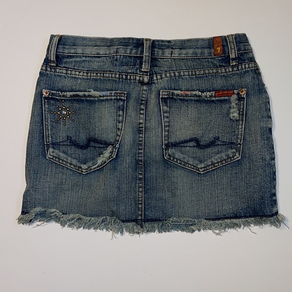 7 for All Mankind “Great China Wall” Distressed Denim Skirt - Women’s Size 28 - Picture 3 of 9